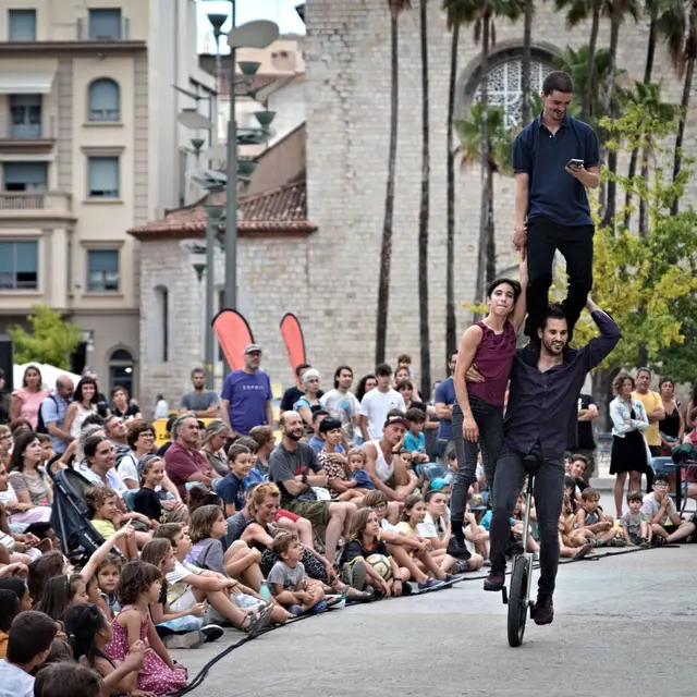 Lourdes espace R.Hossein théâtre cirque instants 24 février 2026
