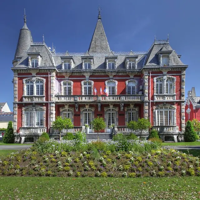 Lourdes Mairie