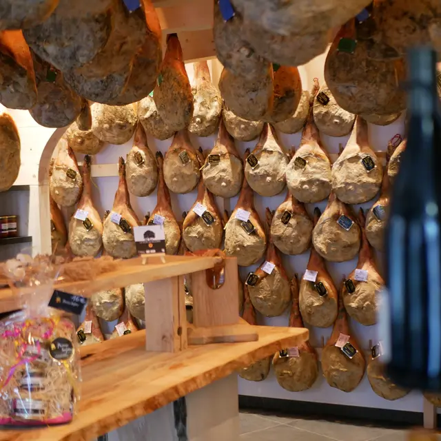 Maison du Jambon Pierre Sajous ©OTLourdes_août 2023