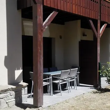 SAINT-LARY-JARDINS-PERGOLA-A003-TERRASSE