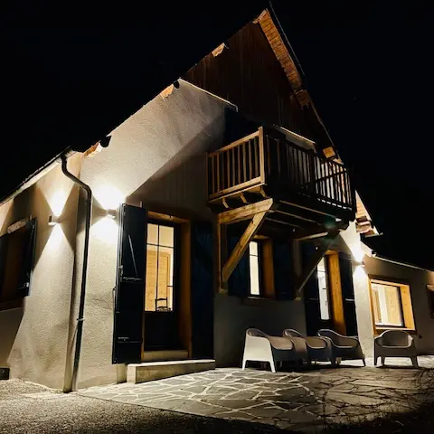 façade de nuit