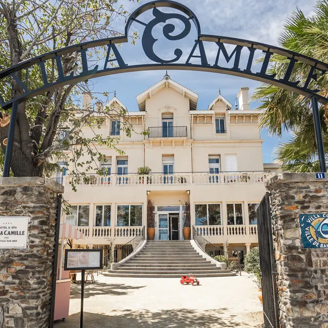 01.Villa Camille - Façade