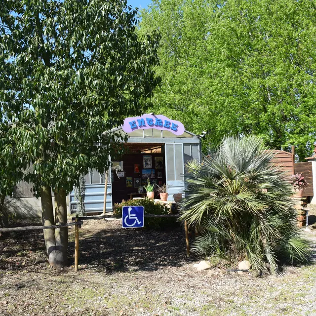 Aspres Trouillas Labyrinthe aux 1000 fleurs HD1