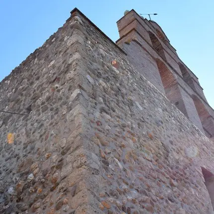 Aspres trouillas eglise st assicle