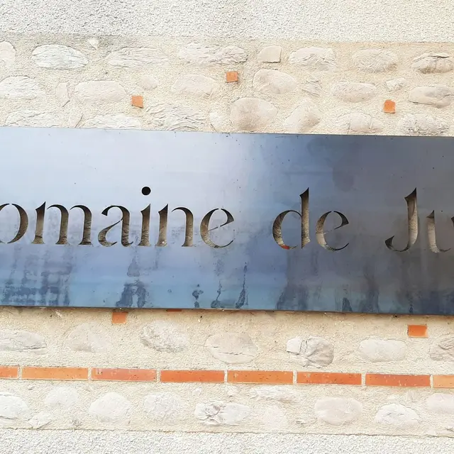 Domaine de Juvi Bages Patricia Decortes