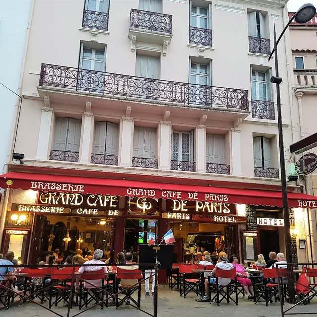 GRAND CAFE DE PARIS