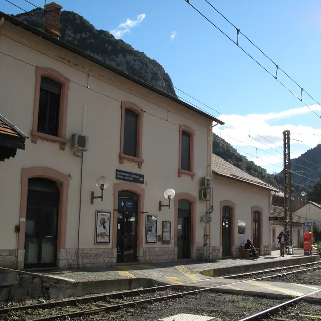 GARE-SNCF-DE-VILLEFRANCHE