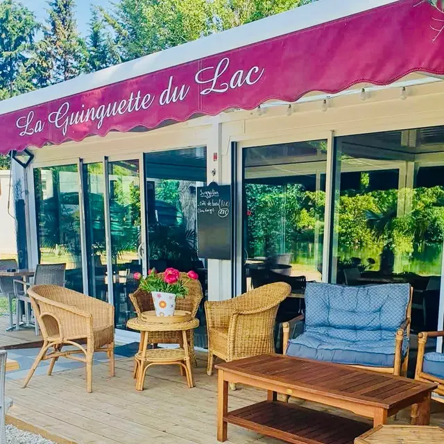 LA GUINGUETTE DU LAC TERRASSE