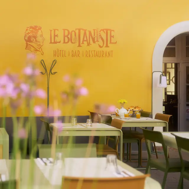 LE BOTANISTE