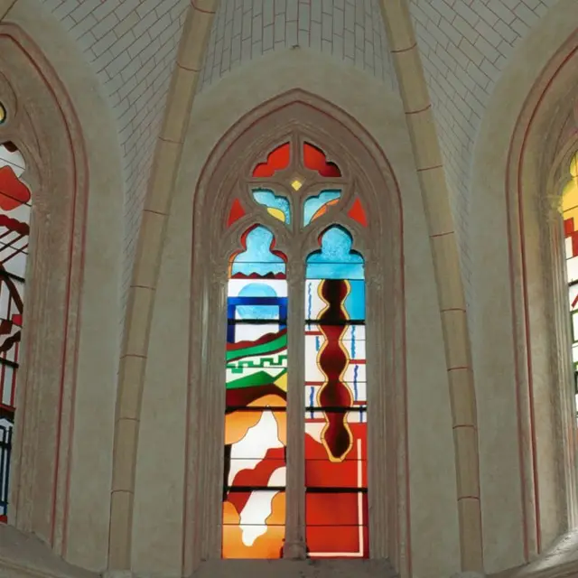 LES VITRAUX, la couleur de la lumière