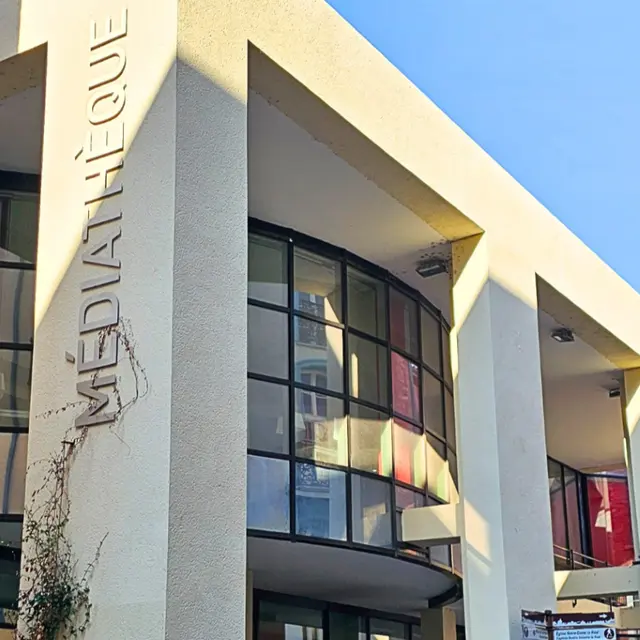 Médiathèque 1