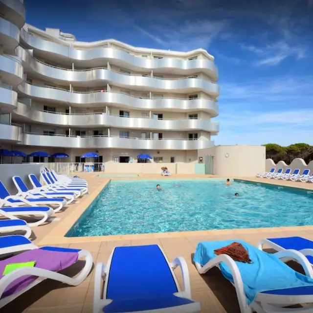 PORT BARCARES LOTUS BLANC ODALYS 4