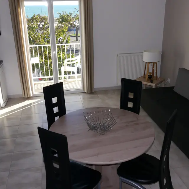 Poucheret pièce à vivre2