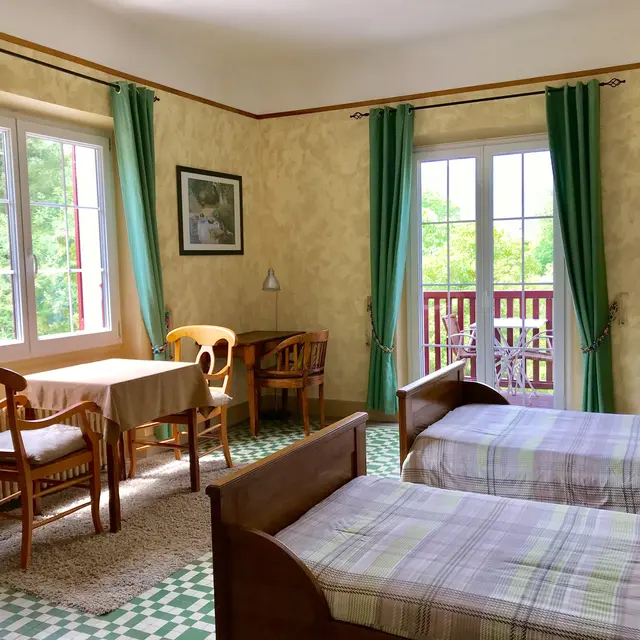 Coin nuit et coin repas