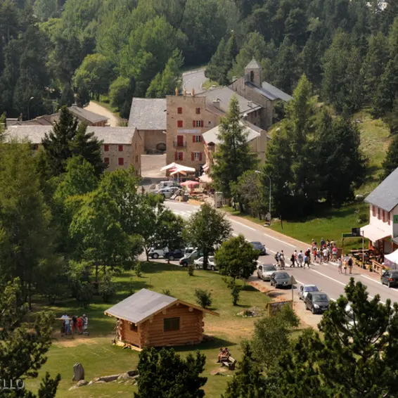 L'Ermitage vu des hauteurs du calvaire_1