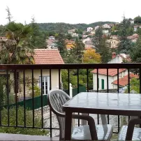 Terrasse avec vue sur le village