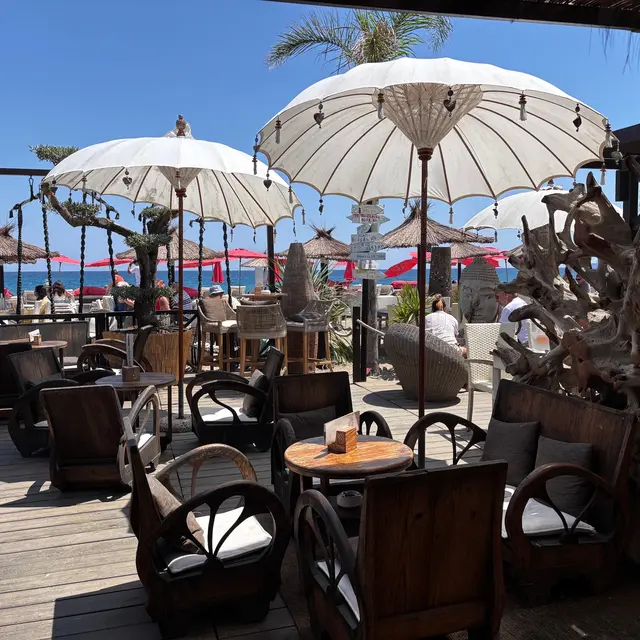 LA NOUVELLE VAGUE(1)