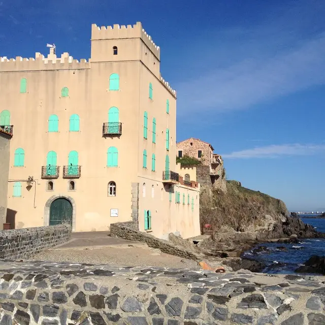 Location-chateau-la-rocasse