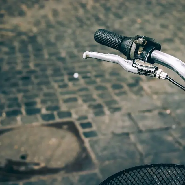 rus-burkhanov-bicycle-4866140_1280