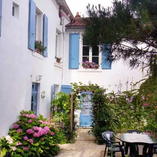 134896 - ACCES REZ DE JARDIN