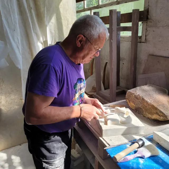 Stagiaire atelier de sculpture