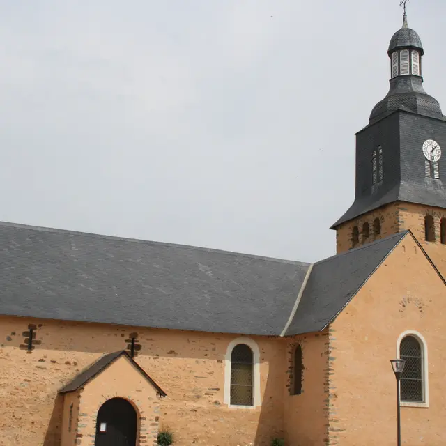 28161_lhuisserie_eglise