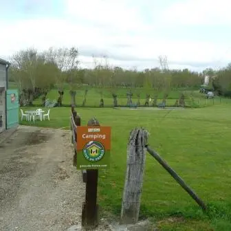 camping-les-ecluseaux-st-pierre-le-vieux-85-hpa-1