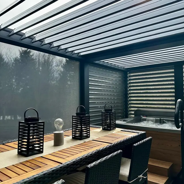 Pergola et jacuzzi