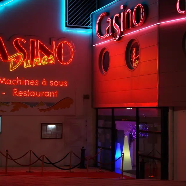 CASINO DES DUNES-L'AIGUILLON-LA-PRESQU'ILE-extérieur