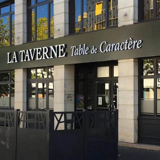 ENSEIGNE 2
