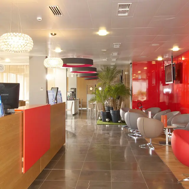Holiday-inn-express