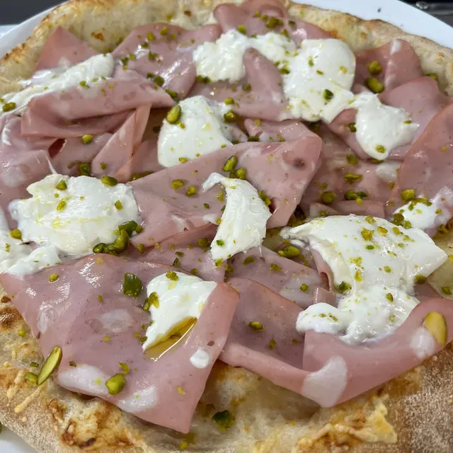 pizza Mortadella