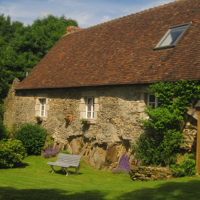 Gîte La Michardière - Moulins-le-Carbonnel - extérieur