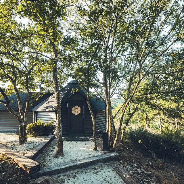 Les Insolites de JSK - Saint-Léonard-des-Bois - Le Kota Romantique