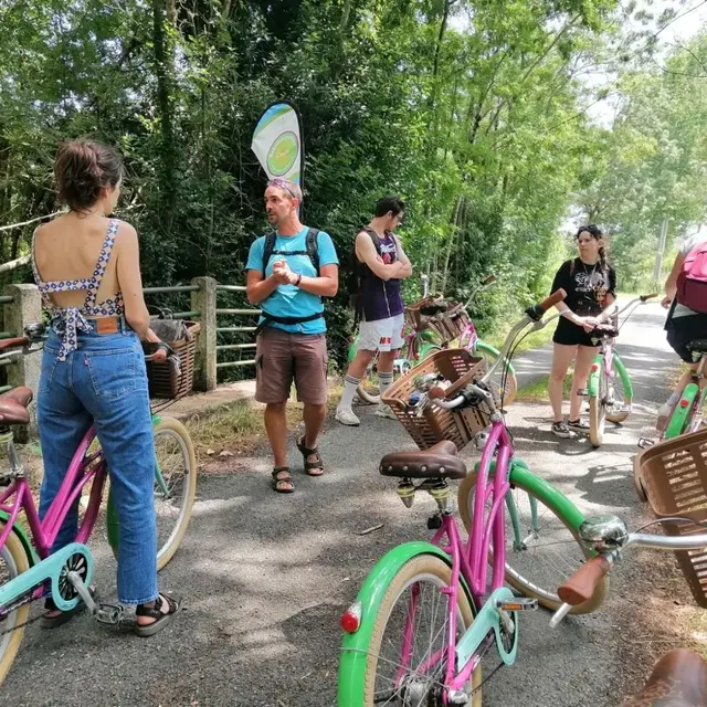 Original Vélo Tour - Escapade vélo accompagnée d'un guide vélo