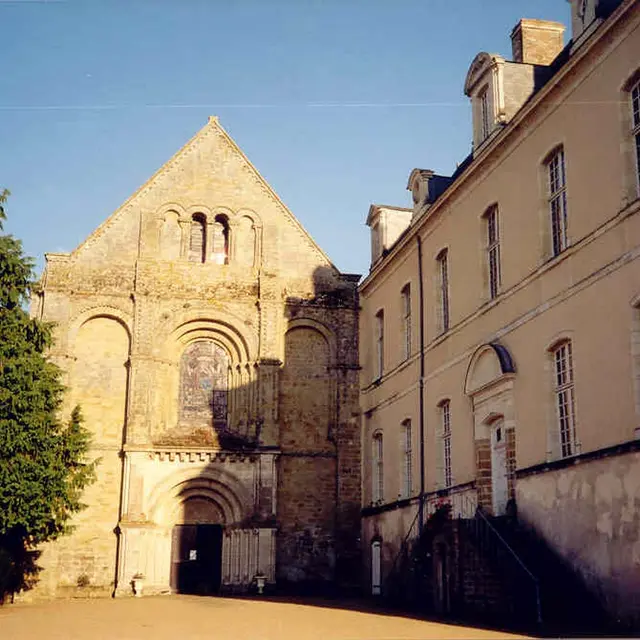 PCU-abbaye-de-la-roe (2)