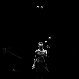 Reves-credit-Zoknowlesphotography-333x500