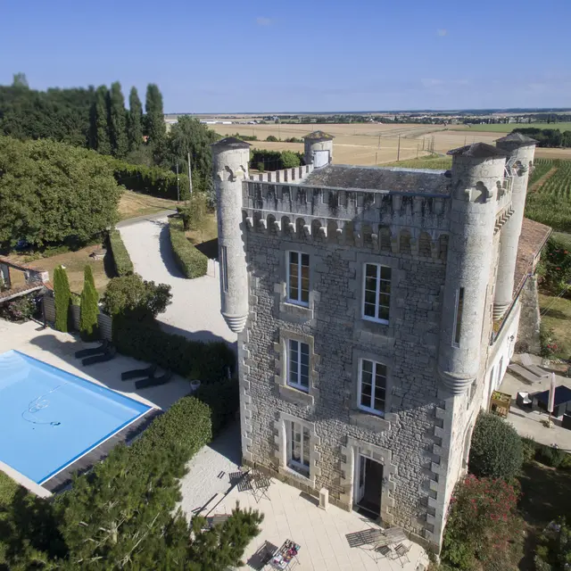 aux-4-cornes-longèves-chambres-d-hotes-85200