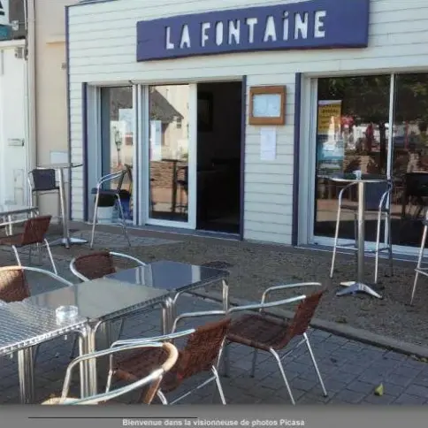 bar la fontaine pouillé