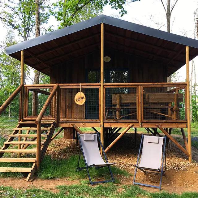 Cabanes dans les bois