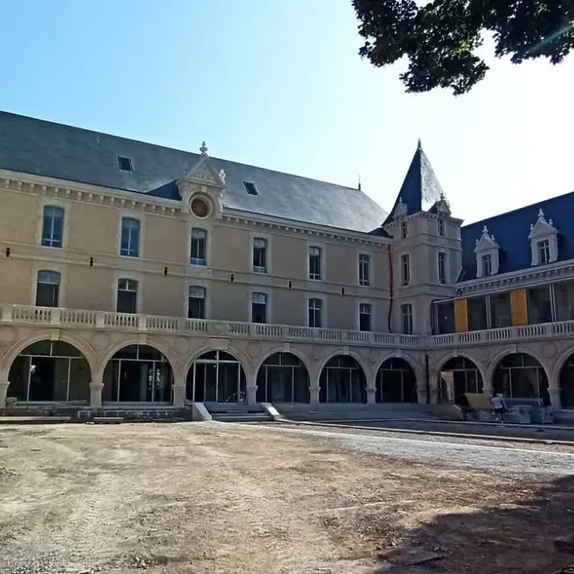 école