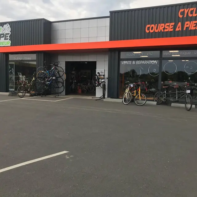 l'etape-du-coureur_reparateur-velos_la-chataigneraie