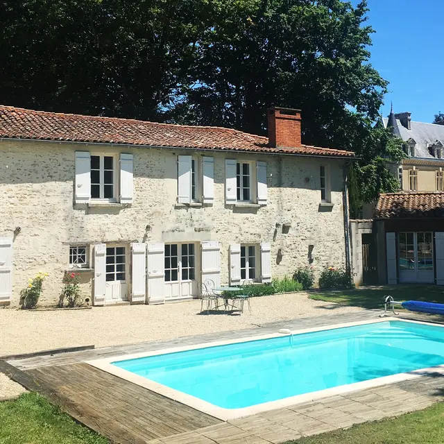 meublé-gite-le-foret-chateau-de-bourneau-85200-fontenay-vendee- (1)