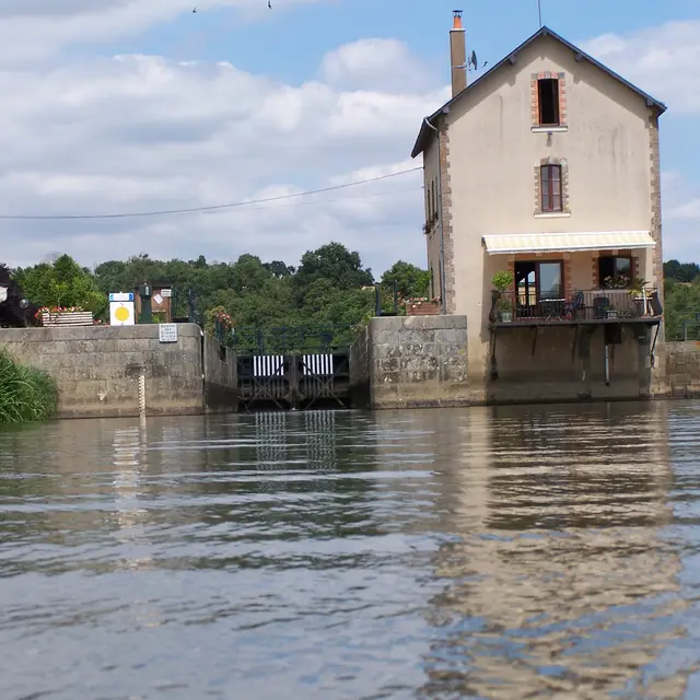 neuville-rive-droite-G.GAC-Sud Mayenne Tourisme (10)