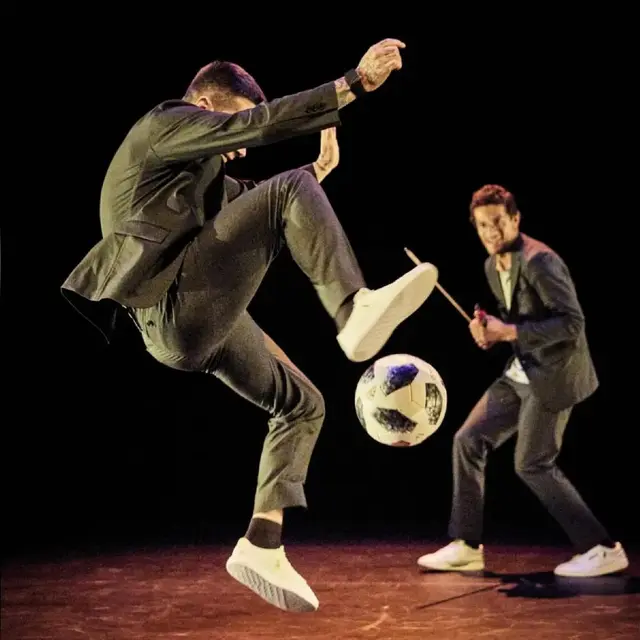 °UP_duo_foot_freestyle_et_musique_live_juin_2027_gravenchon_Christophe_Raynaud_de_Lage