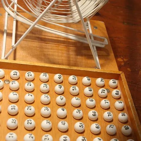 110418 - CRIEL -Loto