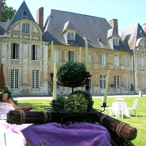 2 Château du Taillis, Cocktail