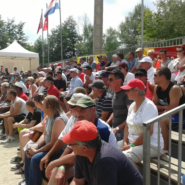 Tribunes pétanque