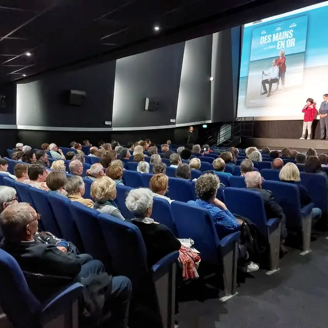 2024-cinema-noe-le-paris-caudebec-en-caux-salle-avec-balcon