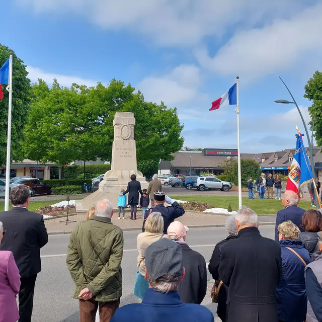 2025_Cérémonies_Commémoratives_8_mai_1945_Offranville